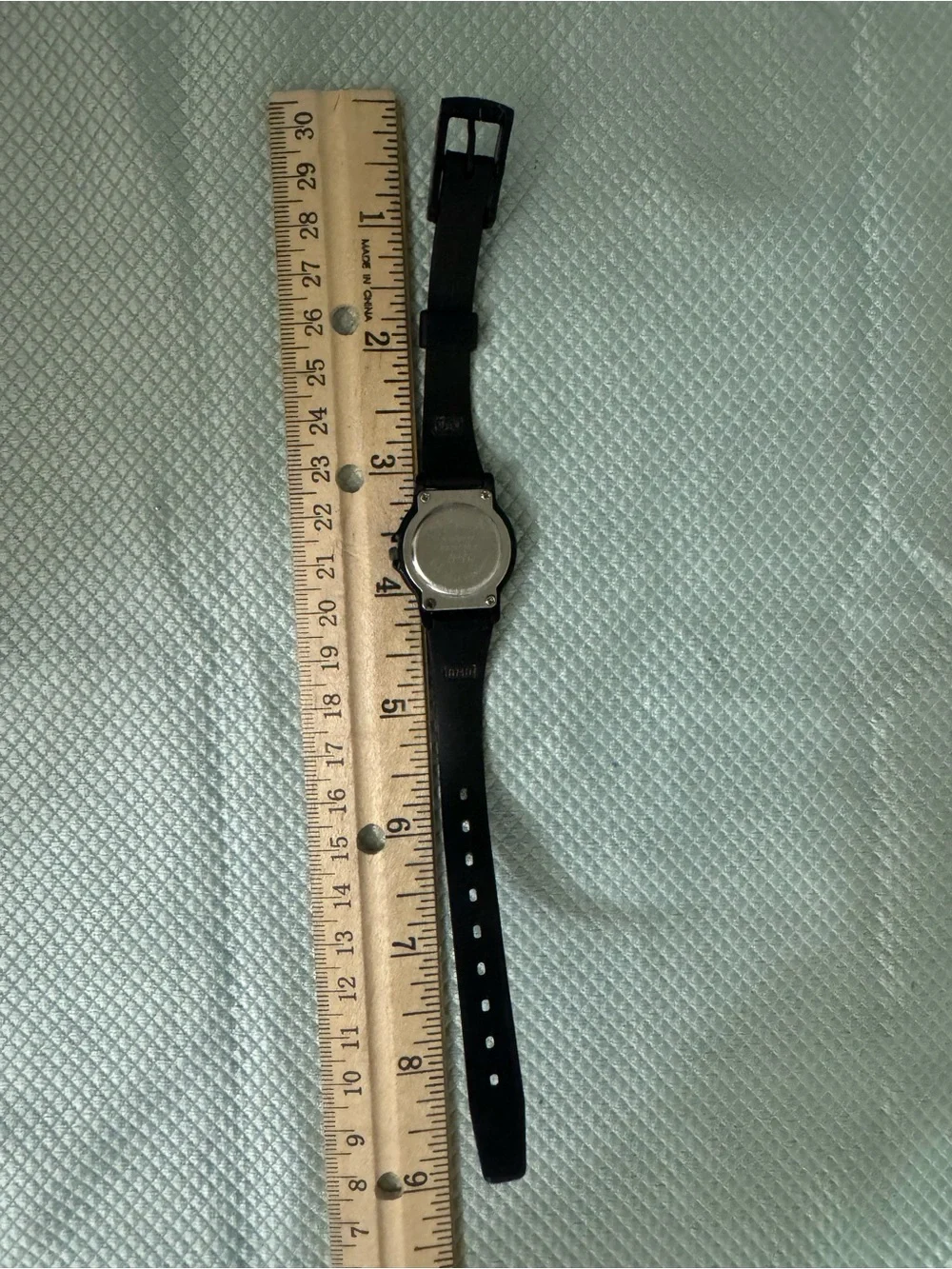 Q&Q Black and Gold Analog Quartz Watch for Everyday Wear